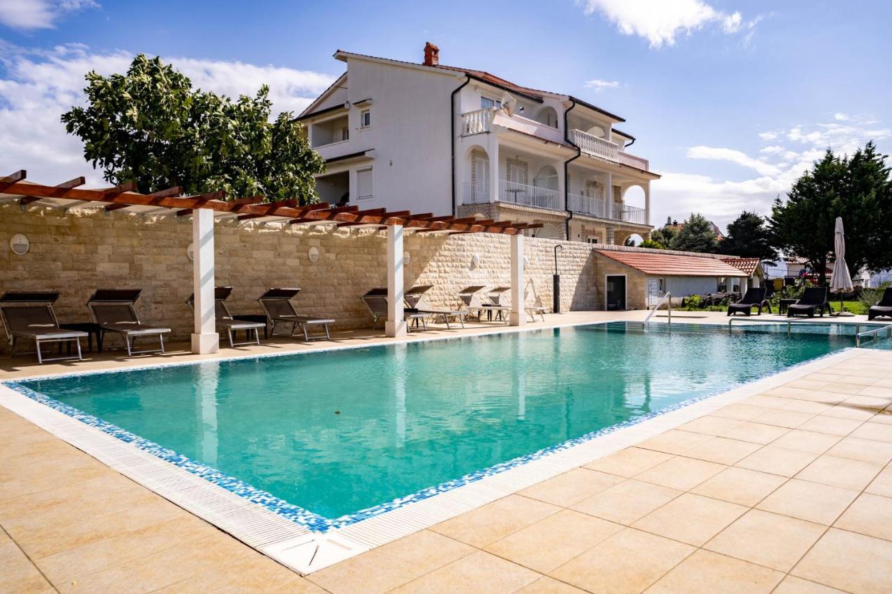 Stare Brajde Apartment Lopar