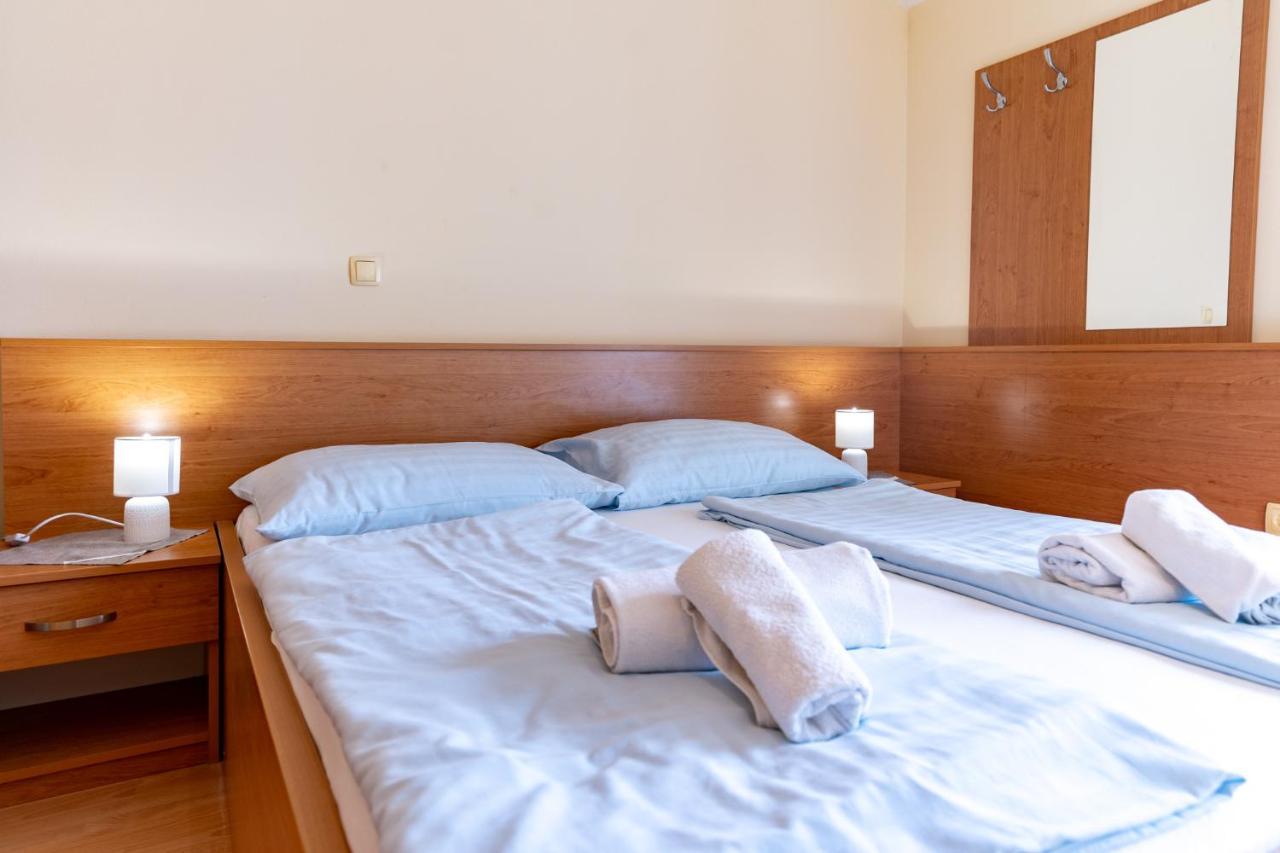 Stare Brajde Apartment Lopar
